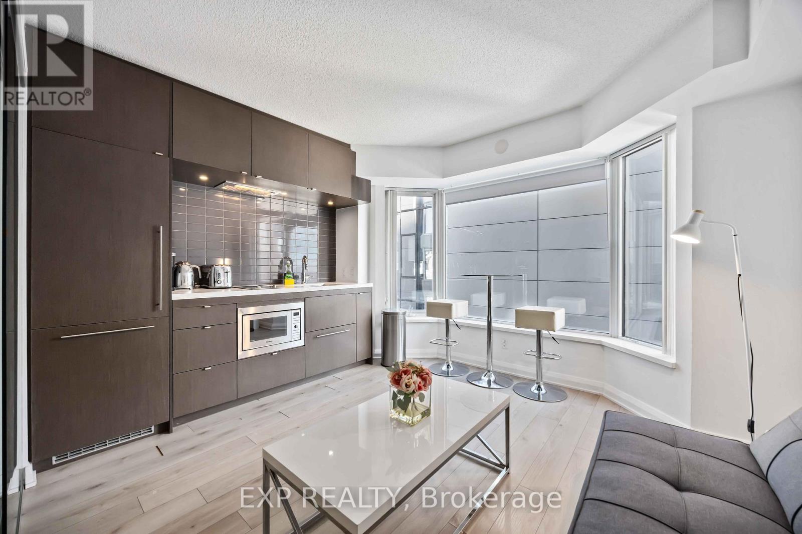 #1106 155 YORKVILLE AVENUE - 8