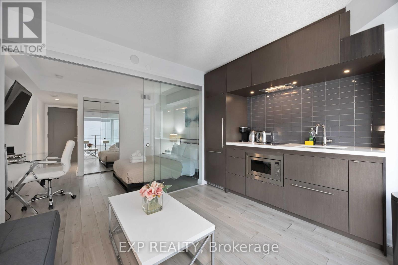 #1106 155 YORKVILLE AVENUE - 9