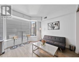 1106 - 155 Yorkville Avenue, Toronto, ON M5R1C4 Photo 11