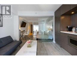 1106 - 155 Yorkville Avenue, Toronto, ON M5R1C4 Photo 12