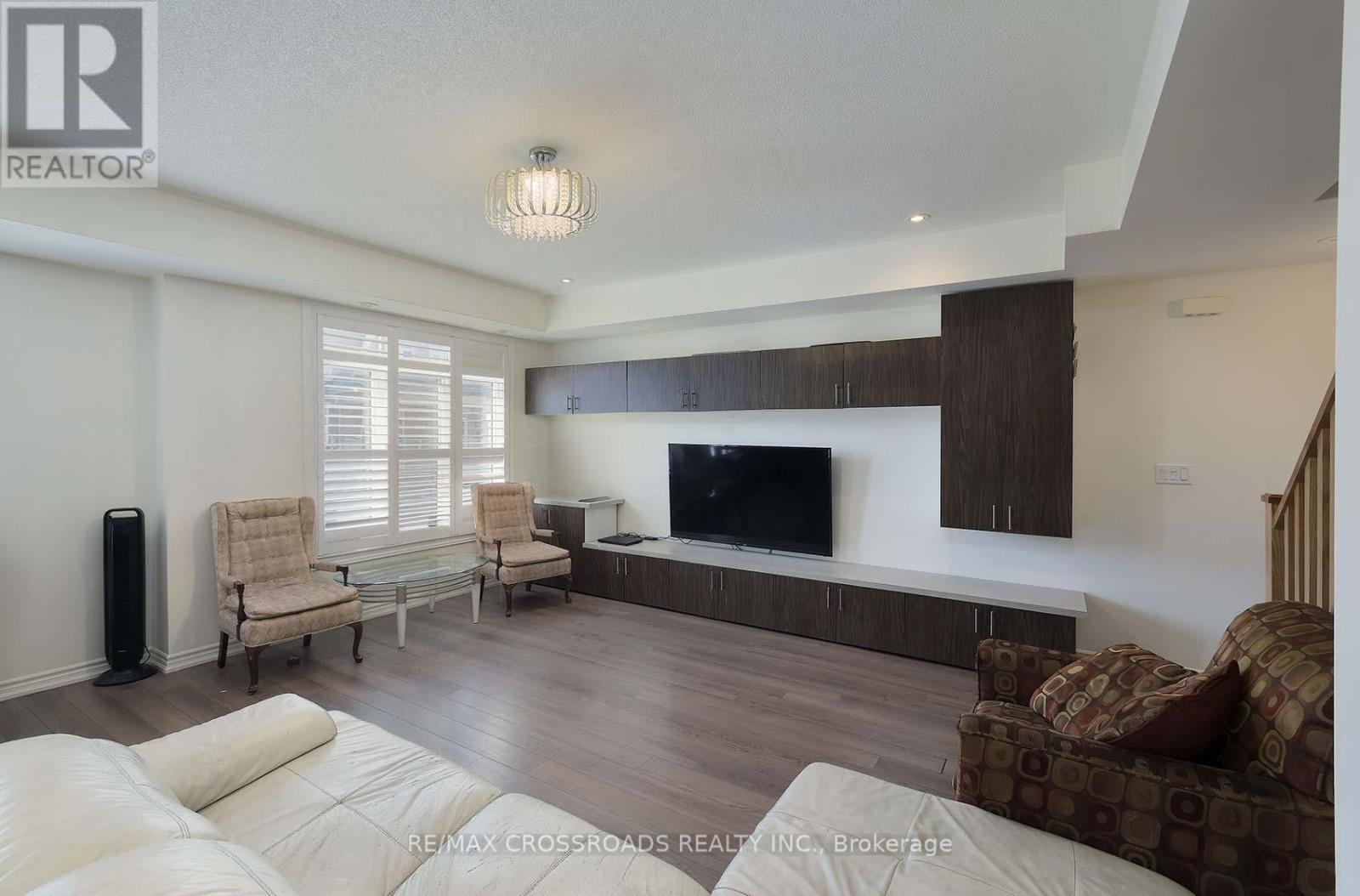 #12 2726 WILLIAM JACKSON DRIVE - Image 7