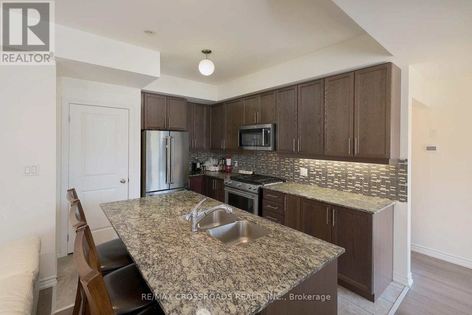 #12 2726 WILLIAM JACKSON DRIVE - 9