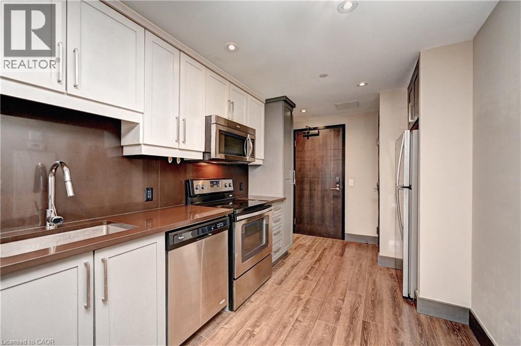 #N2207 330 PHILLIP Street - Image 20