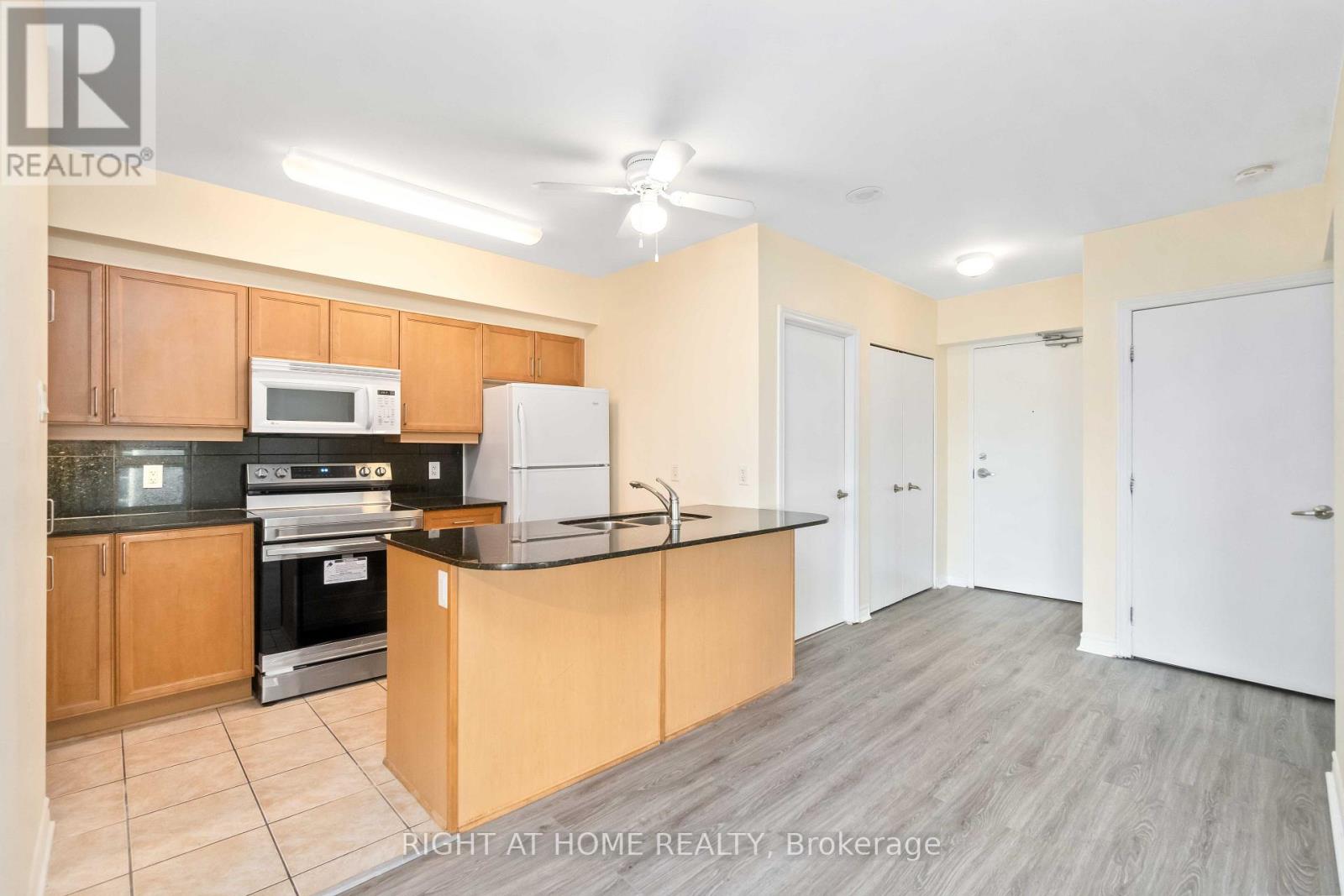 #701 445 LAURIER AVENUE W - Image 12