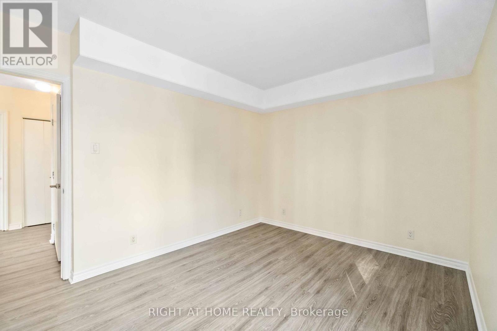 #701 445 LAURIER AVENUE W - 15