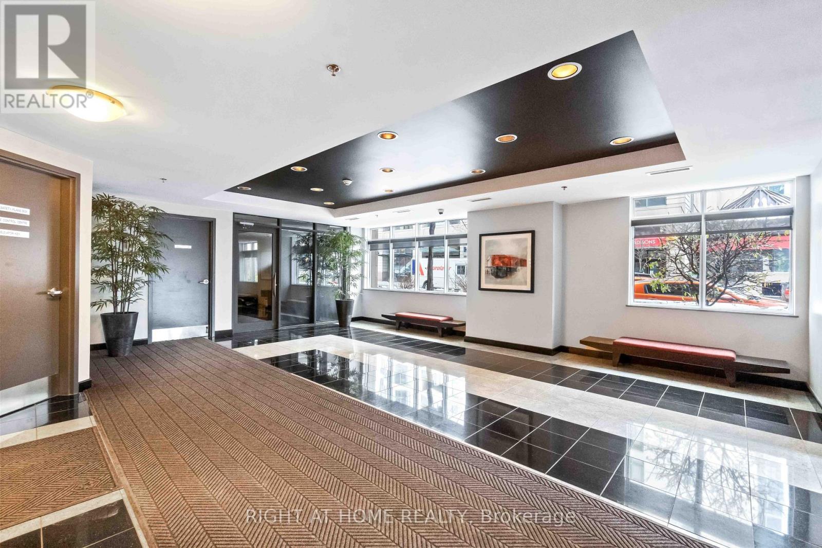 #701 445 LAURIER AVENUE W - 5