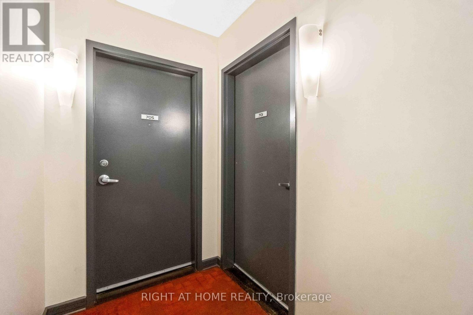 #701 445 LAURIER AVENUE W - Image 6