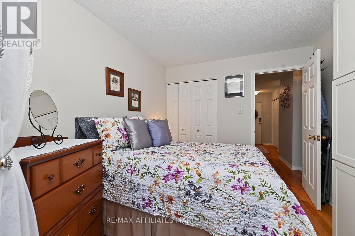 #106 10 ARMSTRONG DRIVE - Image 21