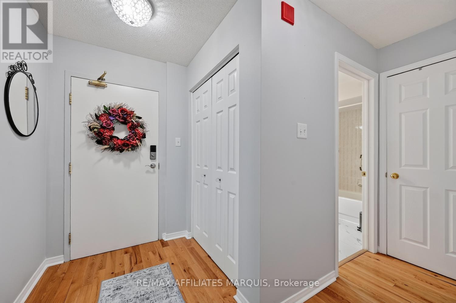 #106 10 ARMSTRONG DRIVE - Image 4
