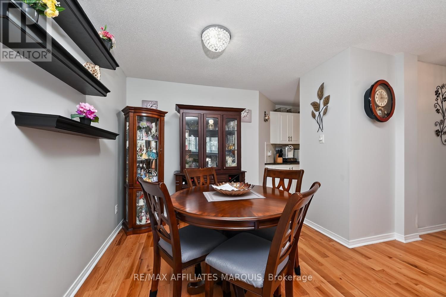 #106 10 ARMSTRONG DRIVE - Image 9