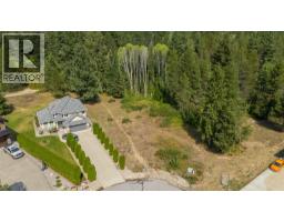 1629 Putter Lane, Castlegar, BC V1N4W7 Photo 13