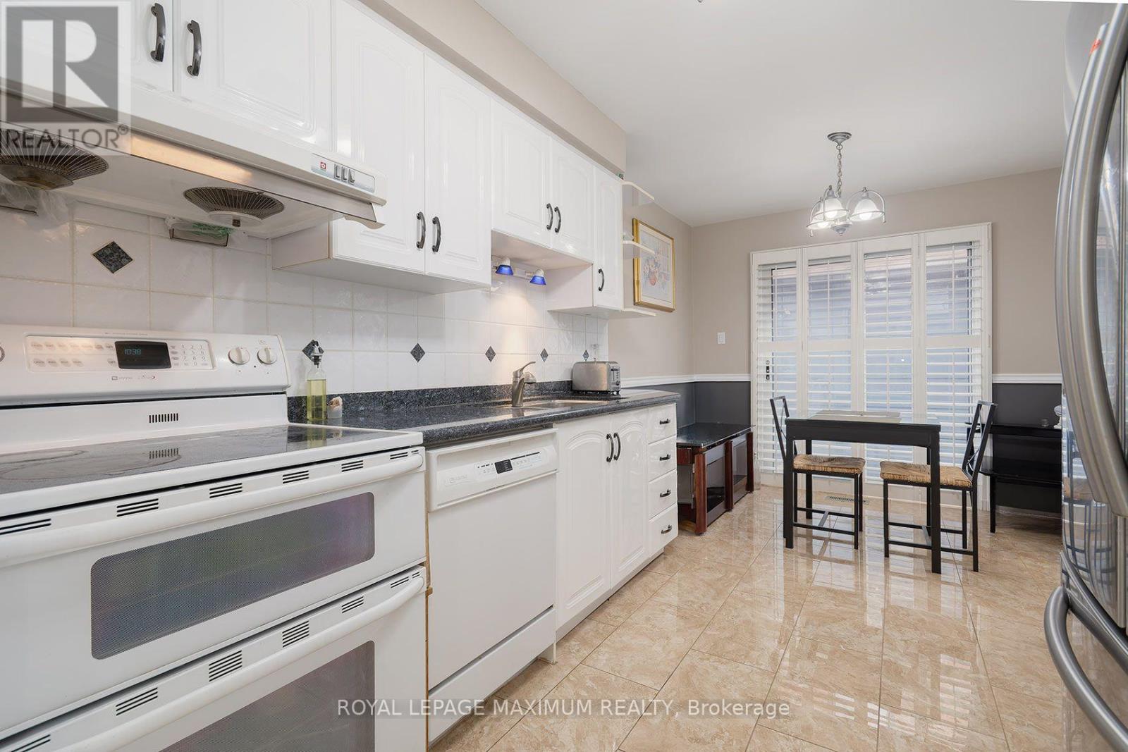 53 ABERDEEN AVENUE - Image 13