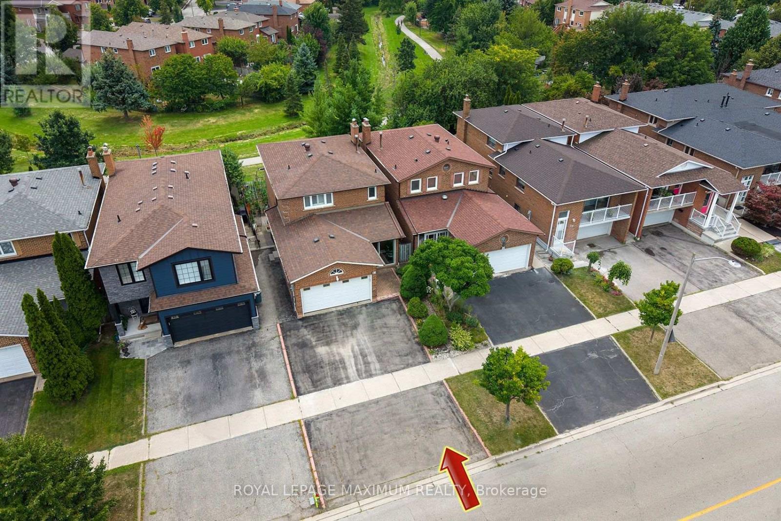 53 ABERDEEN AVENUE - 2