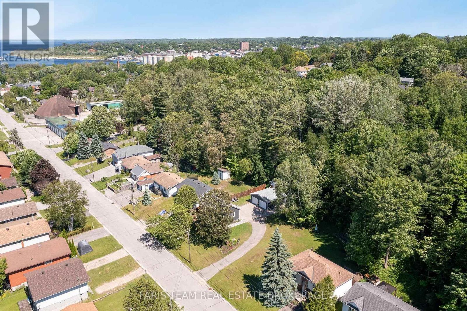 775 ONTARIO STREET - Image 34