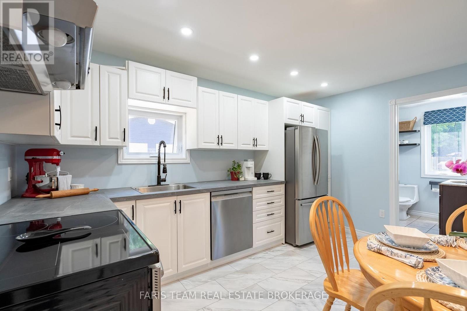 775 ONTARIO STREET - Image 7
