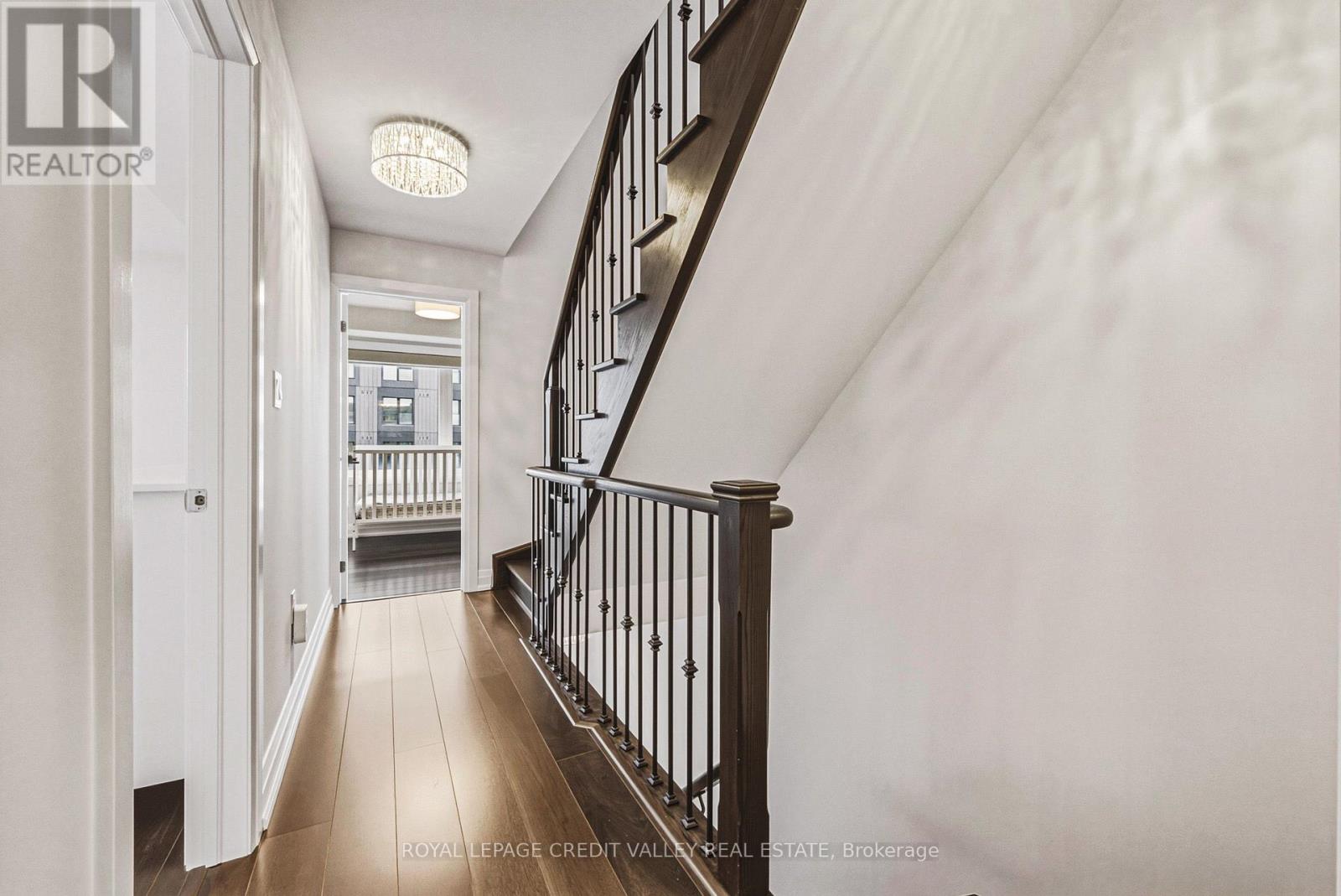 #505 10 DRUMMOND STREET - Image 14