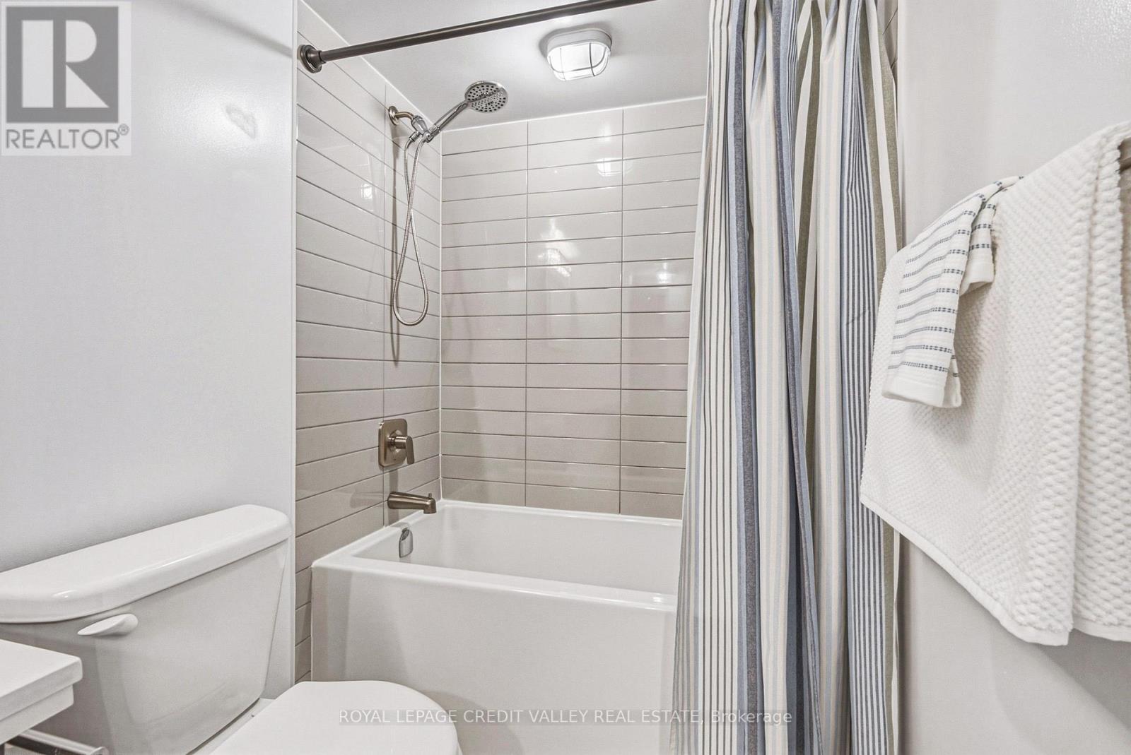 #505 10 DRUMMOND STREET - Image 16