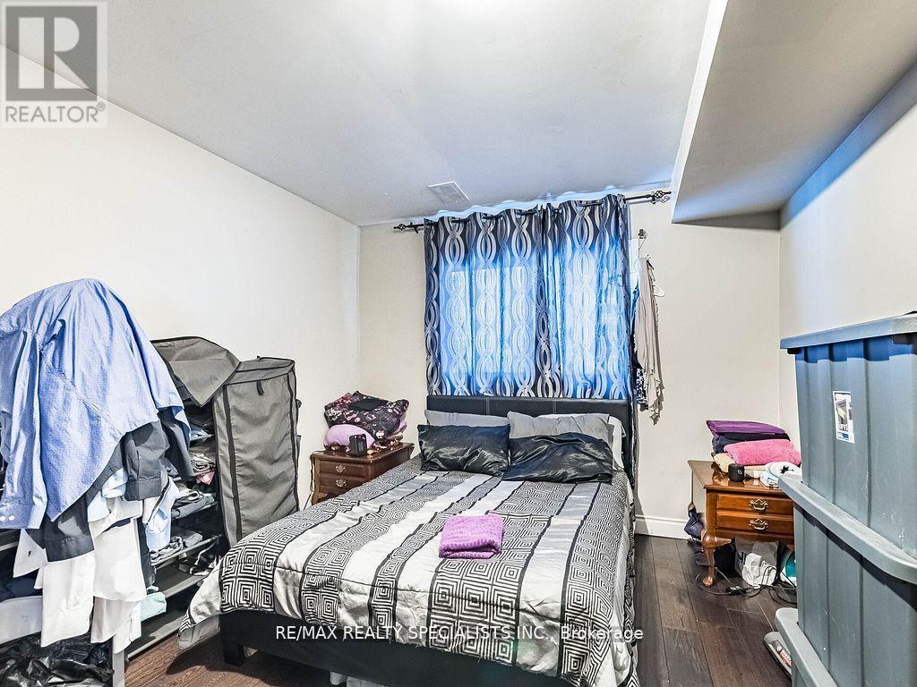 18 ASHFORD COURT - Image 37
