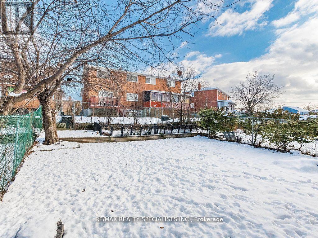 18 ASHFORD COURT - Image 42