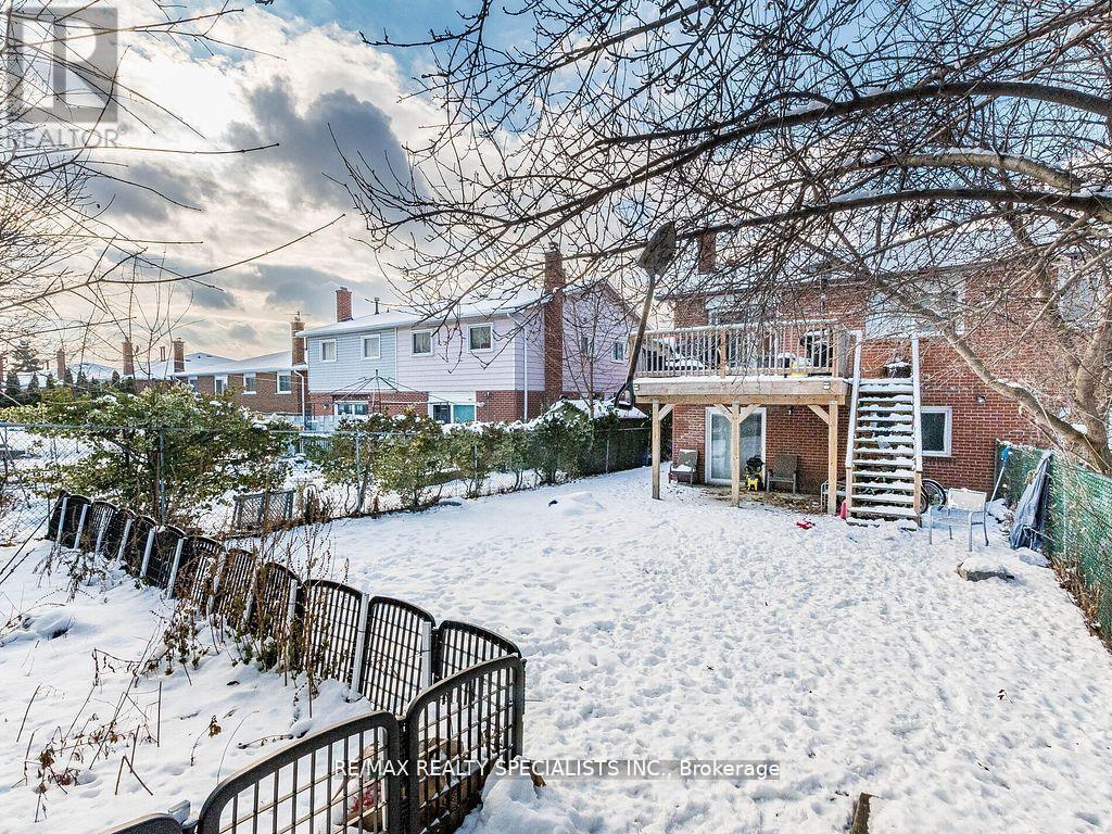 18 ASHFORD COURT - Image 43