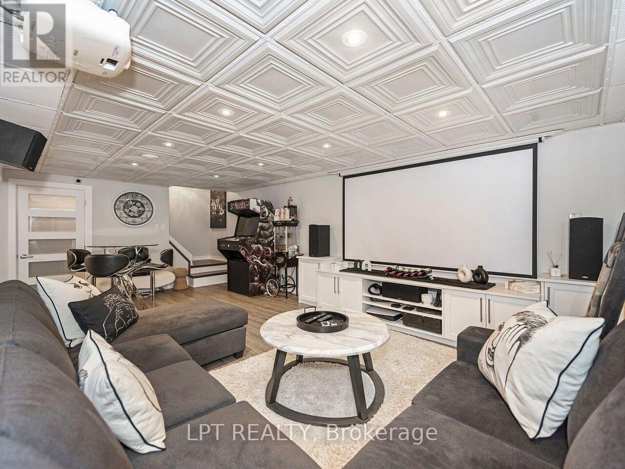 493 TIPPERTON CRESCENT - Image 38