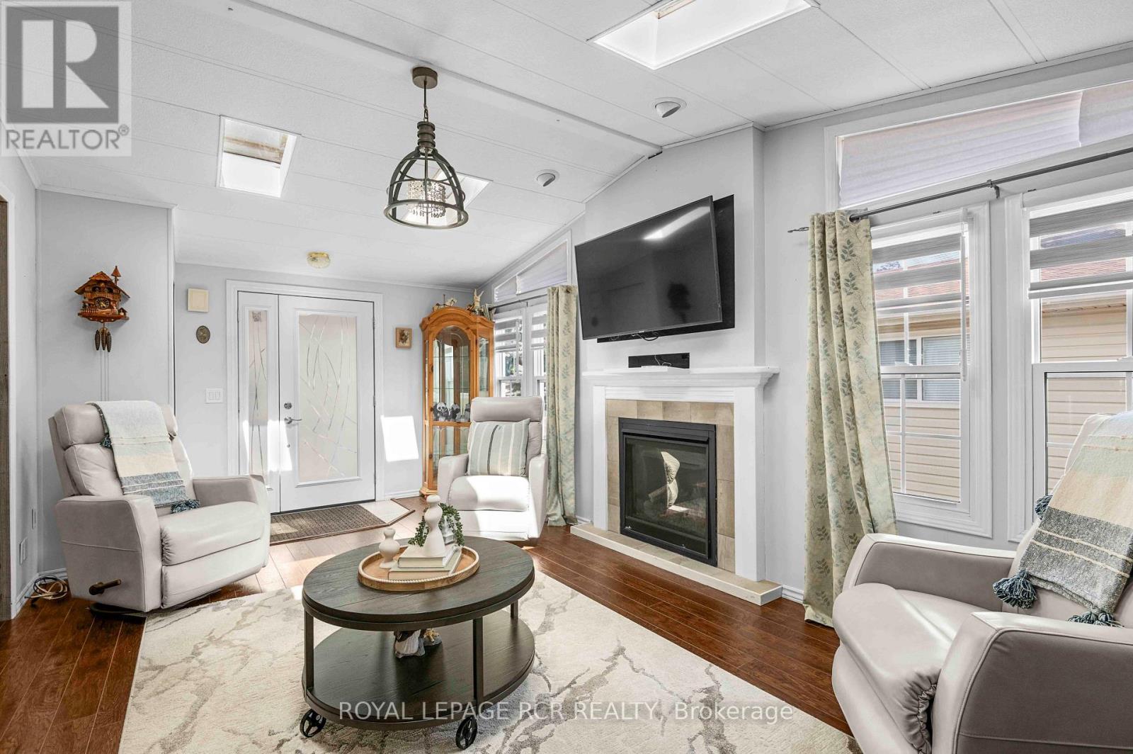 465 SPRUCE STREET - Image 7