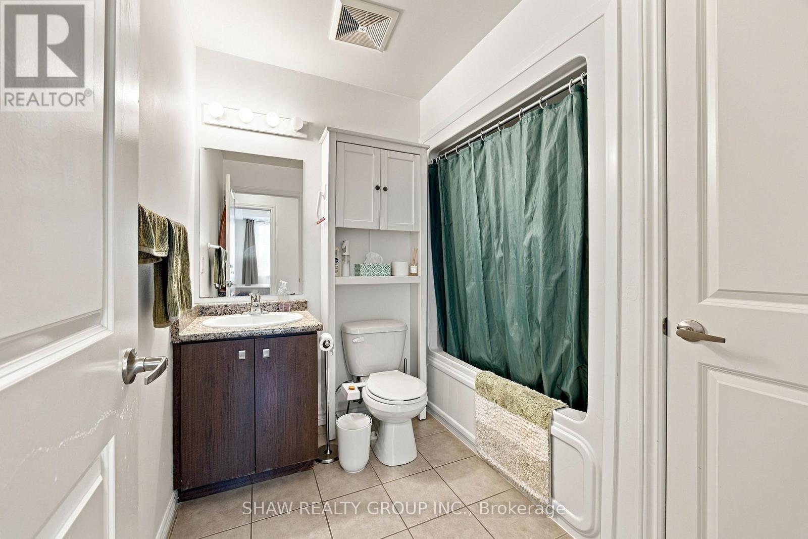 #423 1077 GORDON STREET - Image 16