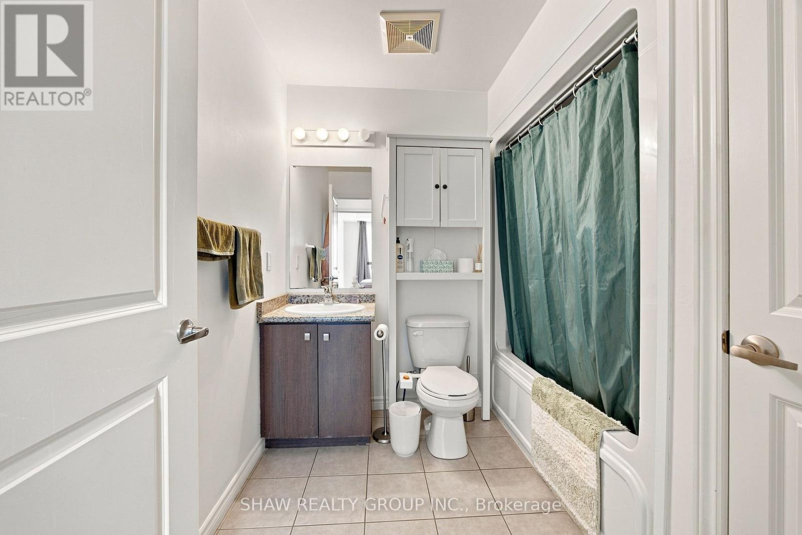 #423 1077 GORDON STREET - Image 17