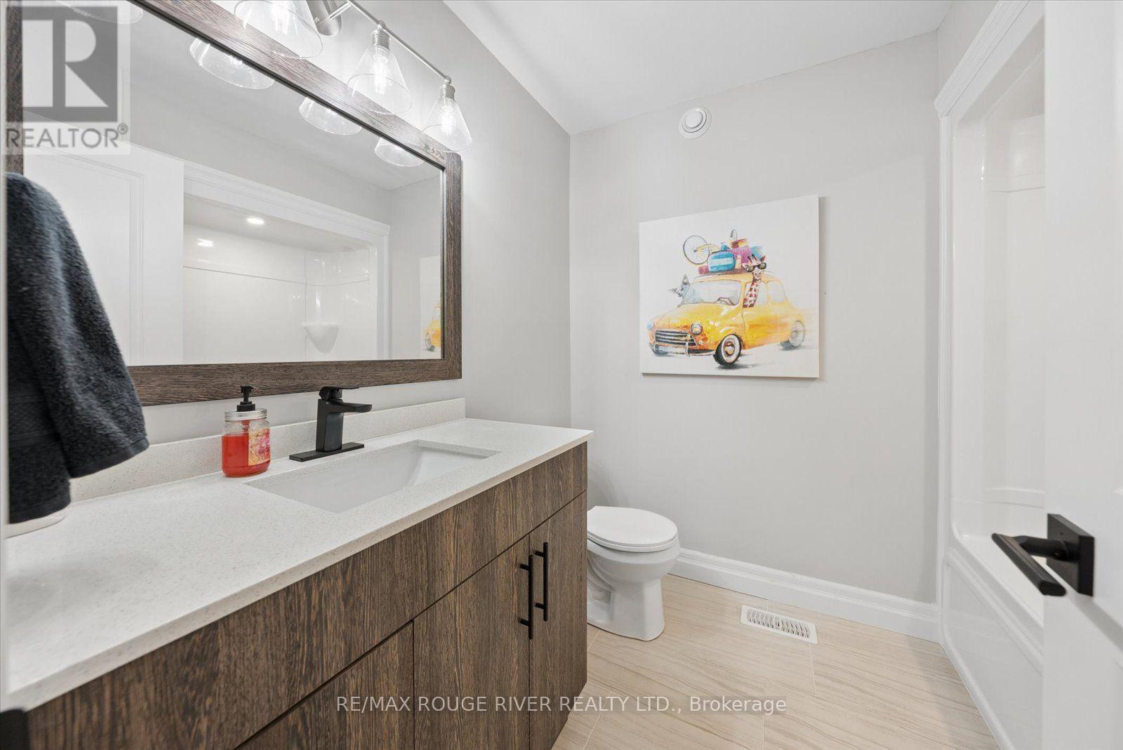 25 AMBROSIA TERRACE - Image 24