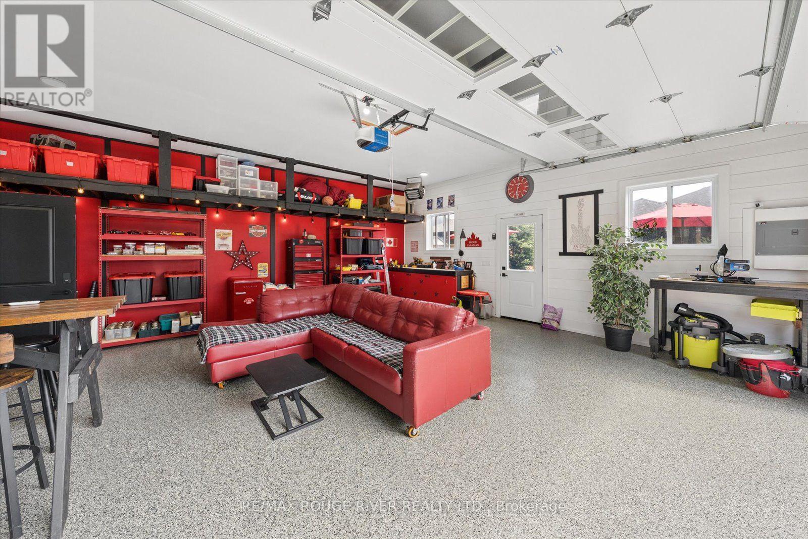 25 AMBROSIA TERRACE - Image 46