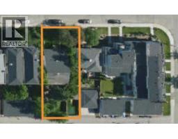 1715 31 Avenue SW - photo 4