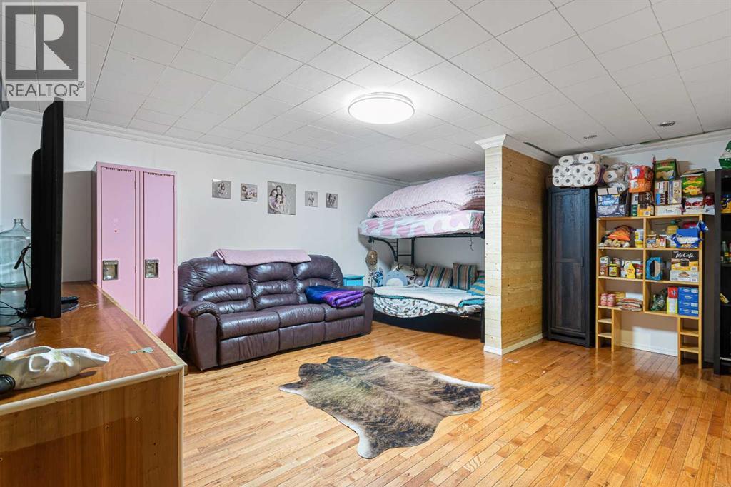 30473 HWY 303 - Image 29