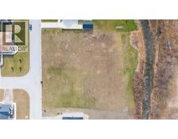 22 Tyler Drive, Port Lambton, ON N0P1B0 Photo 9