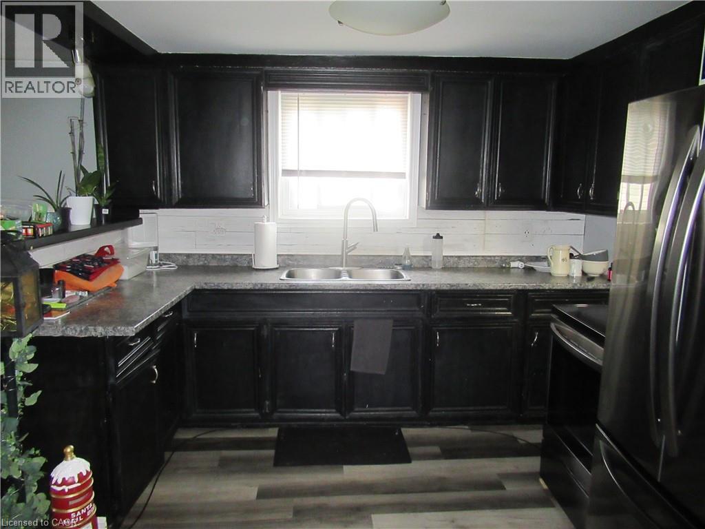 63 PATTERSON Street - Image 11