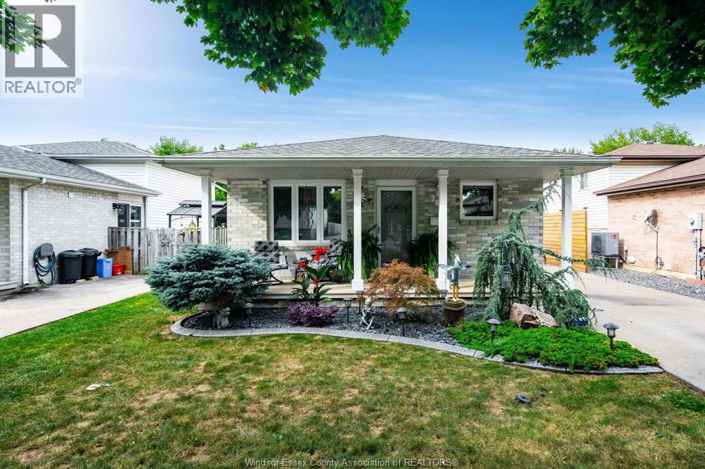 2677 Robert ROAD - 1