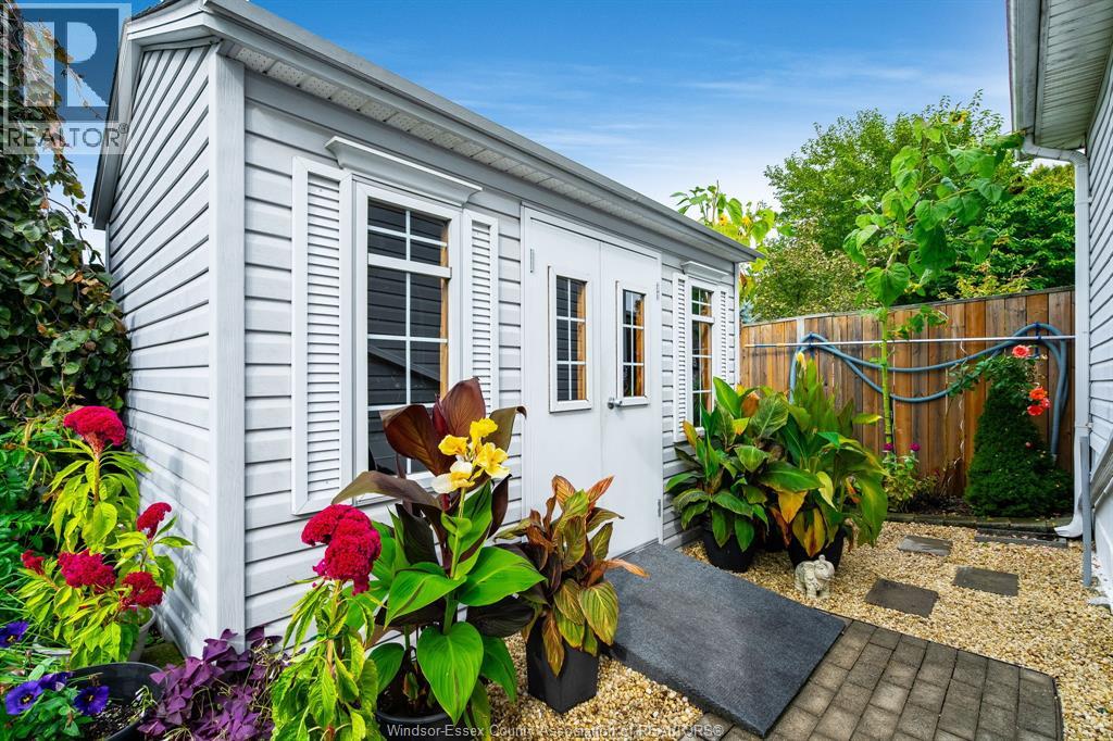 2677 Robert ROAD - Image 35