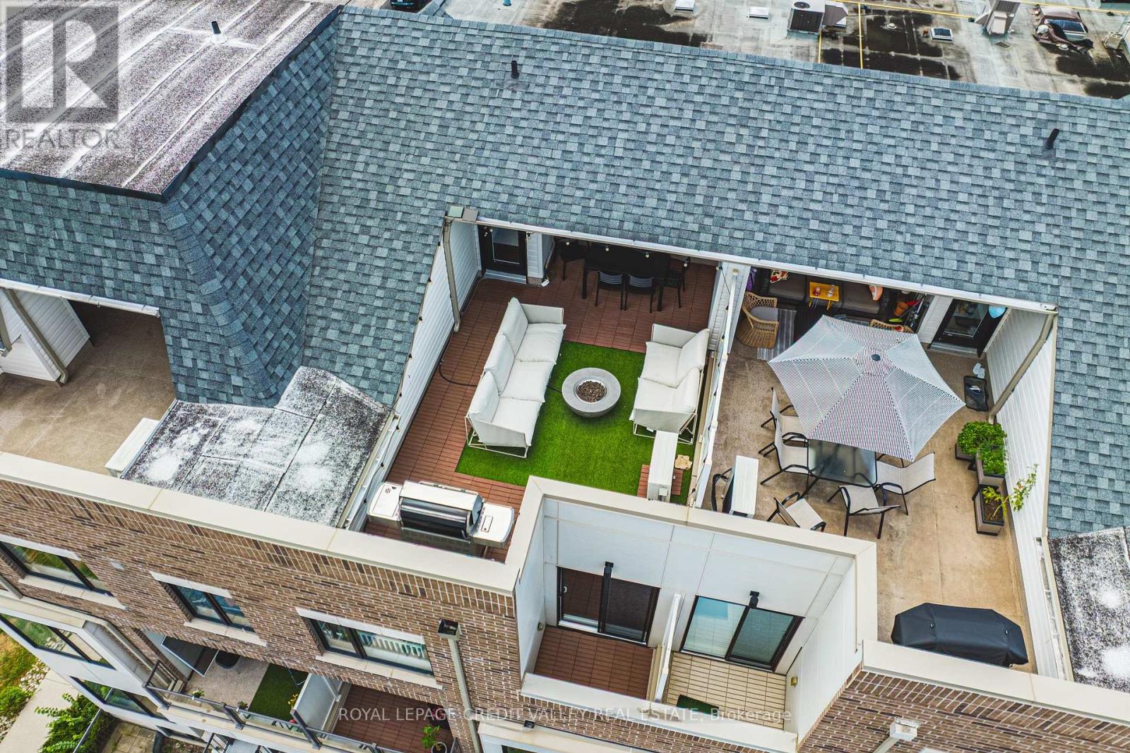 #505 10 DRUMMOND STREET - Image 33