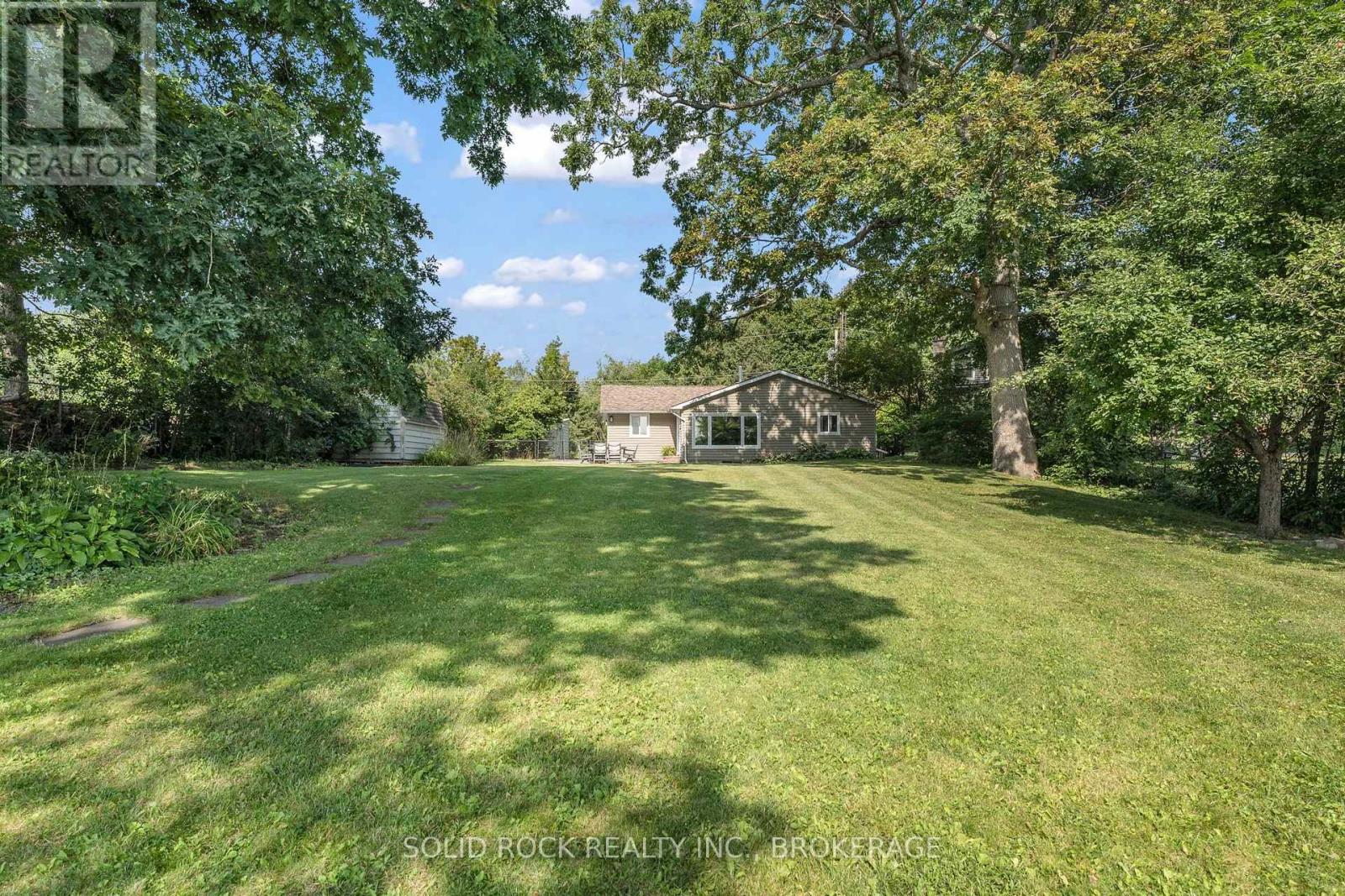65 BLUE HERON LANE - 9