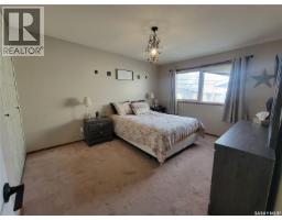 4702 Leader Street, Macklin, SK S0L2C0 Photo 23