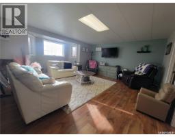 4702 Leader Street, Macklin, SK S0L2C0 Photo 32
