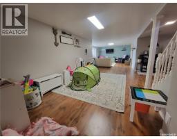 4702 Leader Street, Macklin, SK S0L2C0 Photo 33