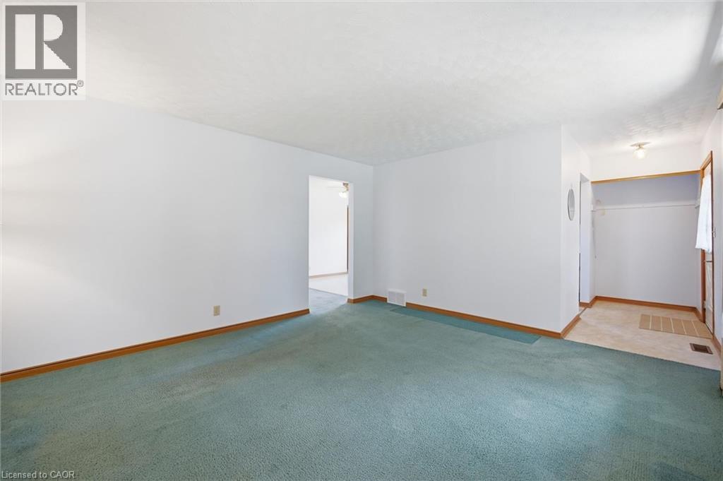 17 RICHARDSON Drive - Image 15