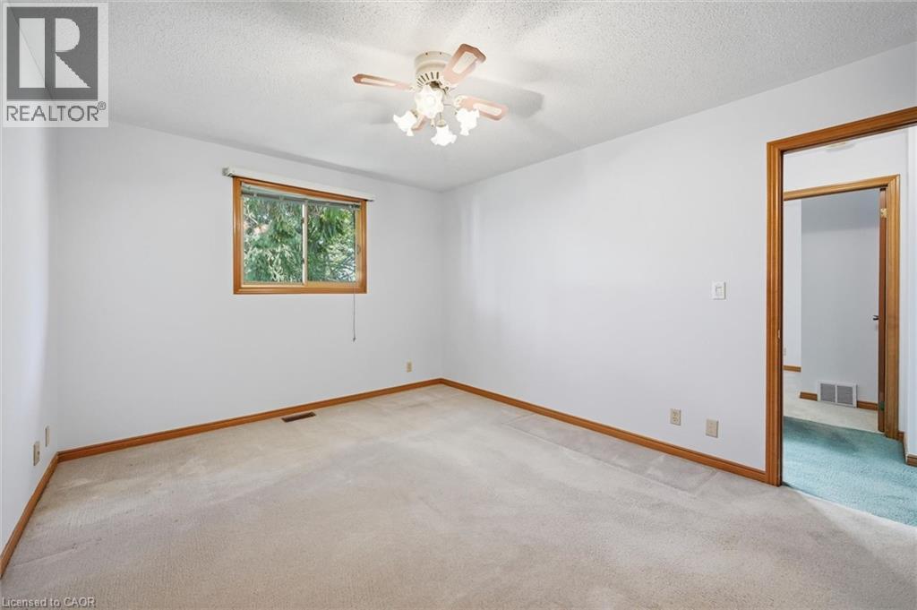 17 RICHARDSON Drive - Image 19
