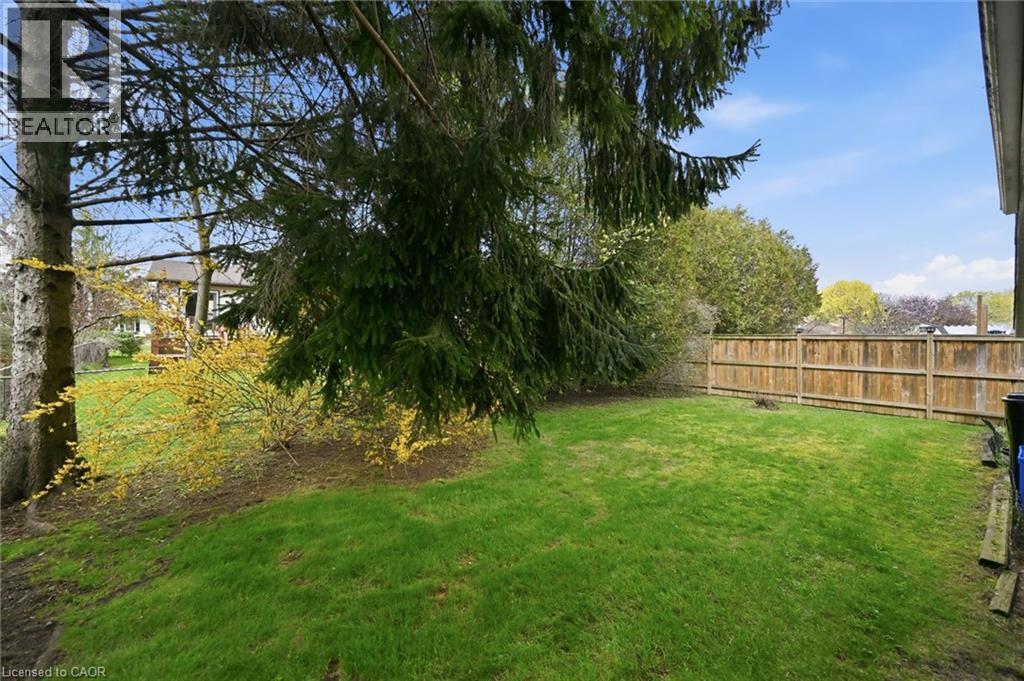 17 RICHARDSON Drive - Image 36