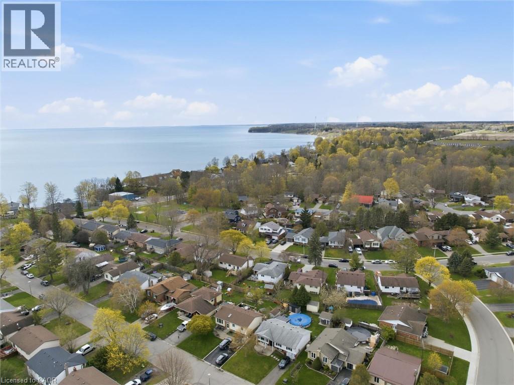 17 RICHARDSON Drive - Image 39