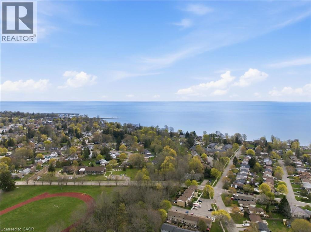 17 RICHARDSON Drive - Image 40