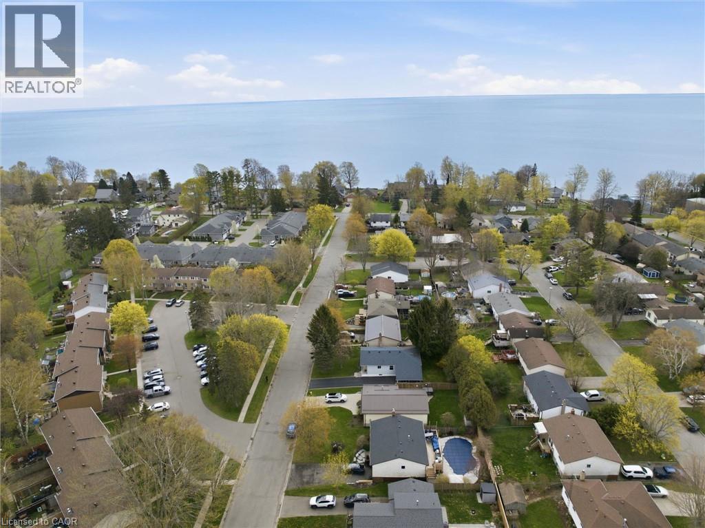 17 RICHARDSON Drive - Image 38