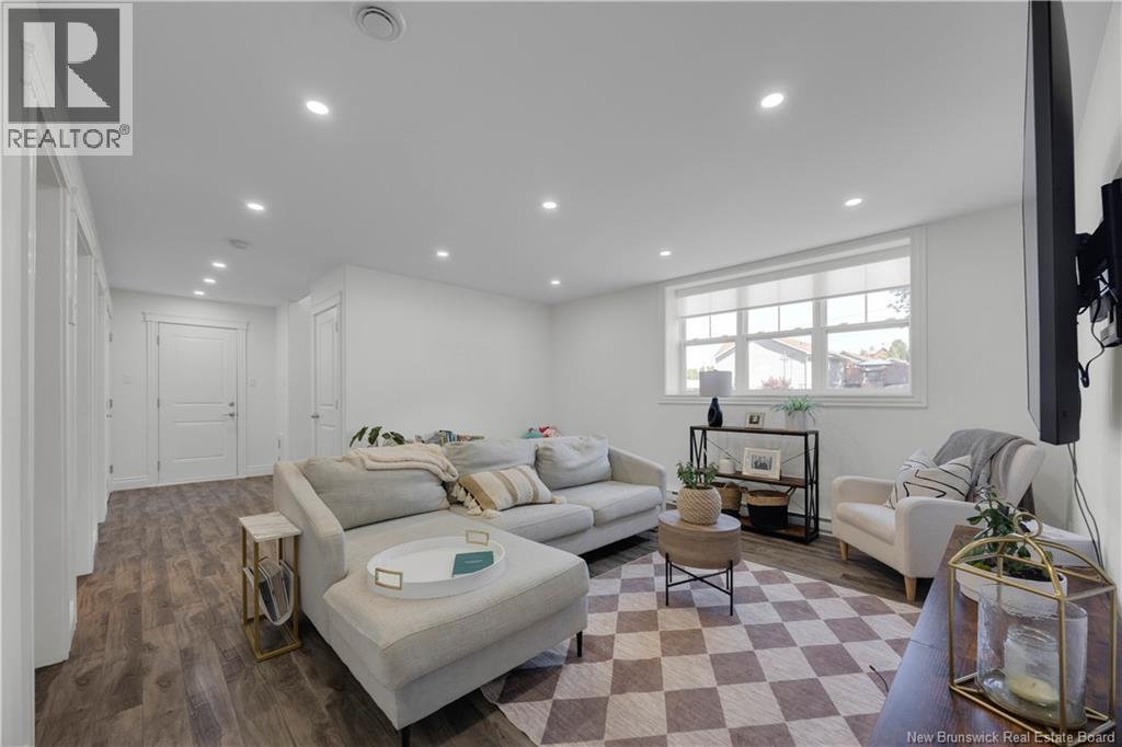 4 Chartwell Court - Image 23