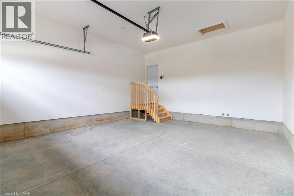 82 DUCHESS Drive - 21