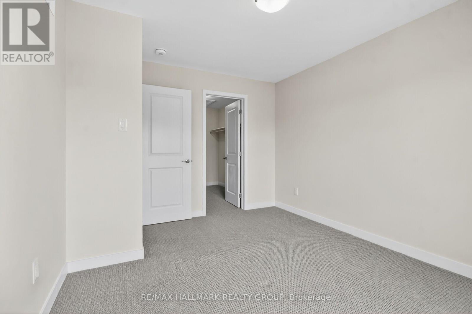 402 JEWELWING PRIVATE - Image 27